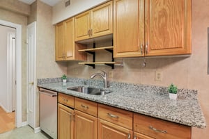 Nicholson Ln 201-S1609-020.jpg
