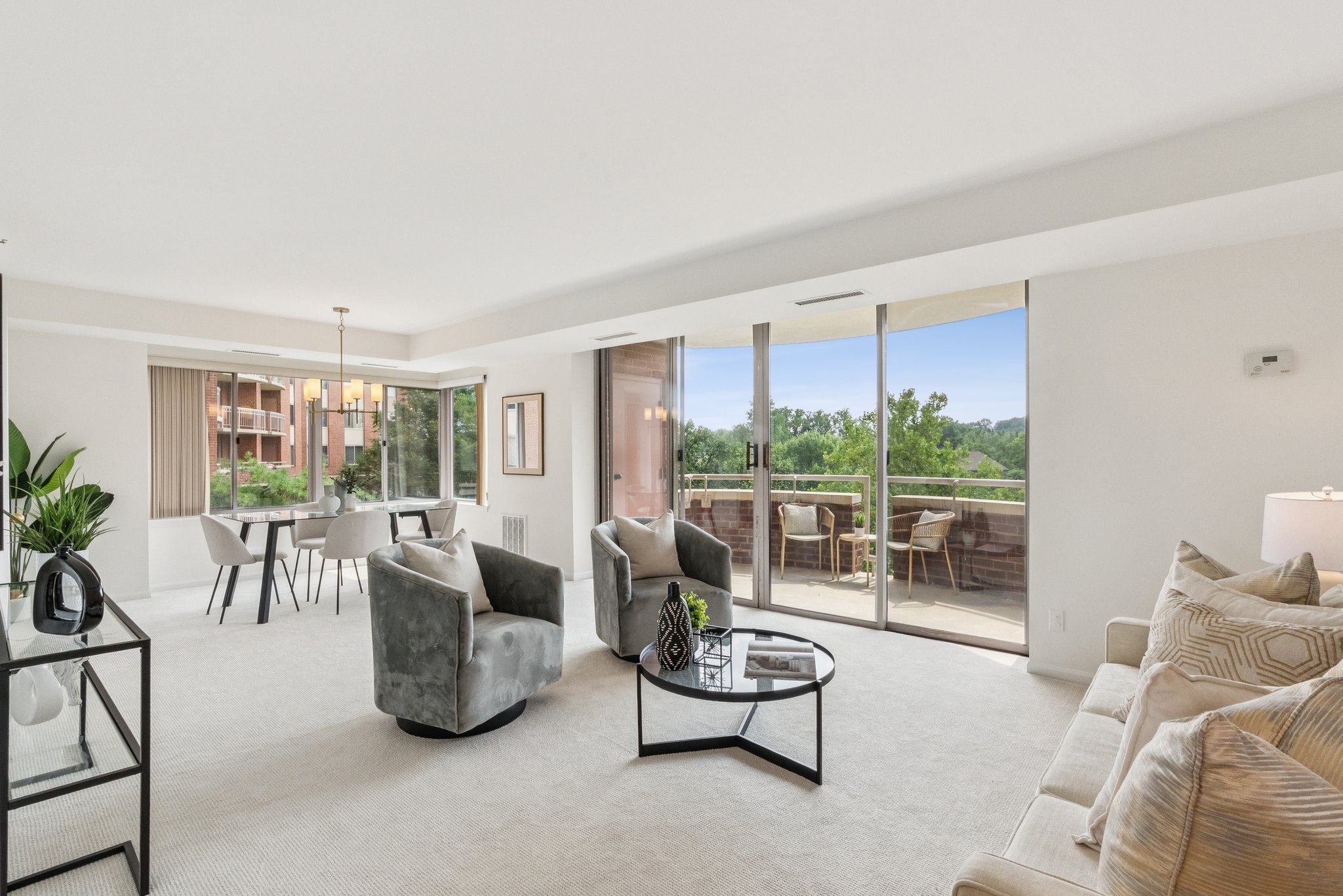 Open Concept Living/Dining Room