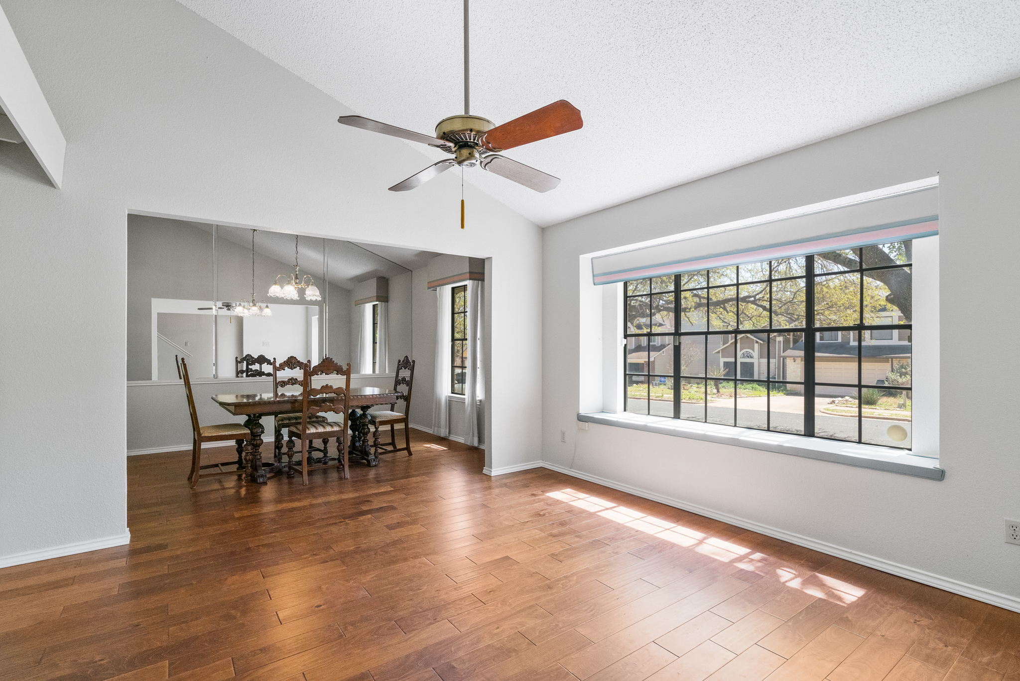 5802 Wagon Train Rd, Austin, TX 78749