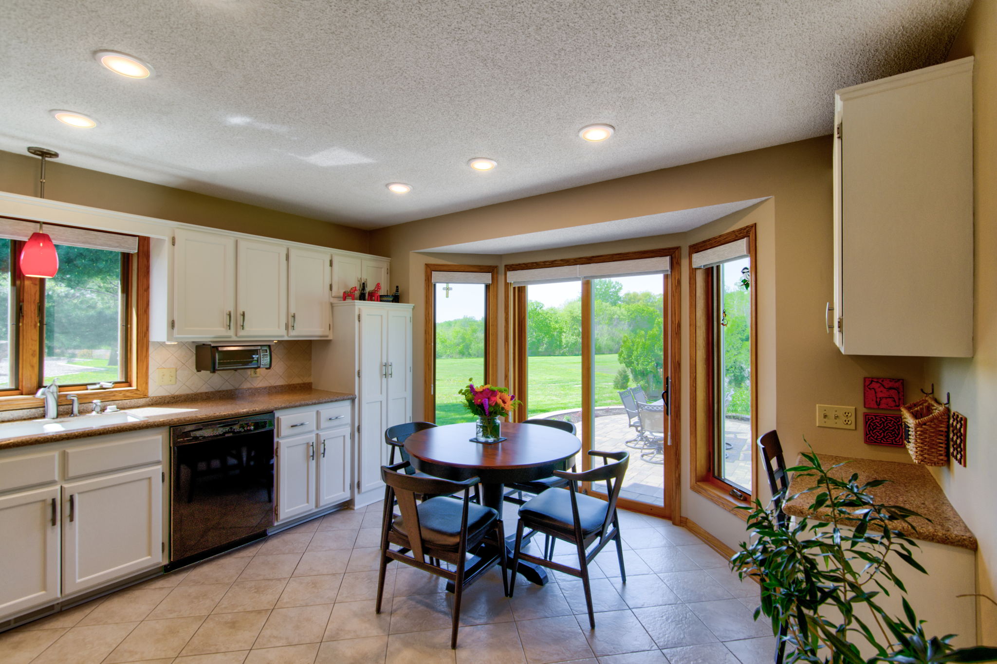 14 Kitchen