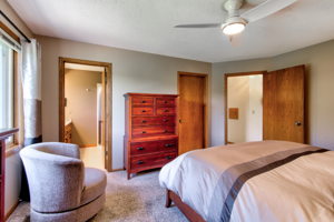 23 Primary Bedroom