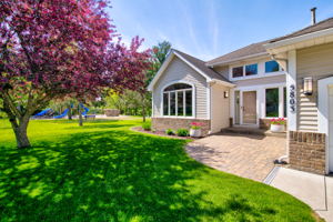 01 Exterior Front Entry