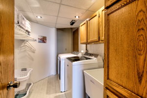 27 Laundry Room