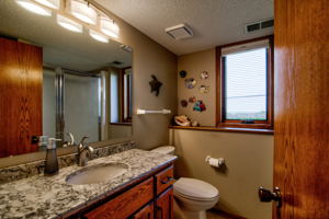 34 LL Bathroom
