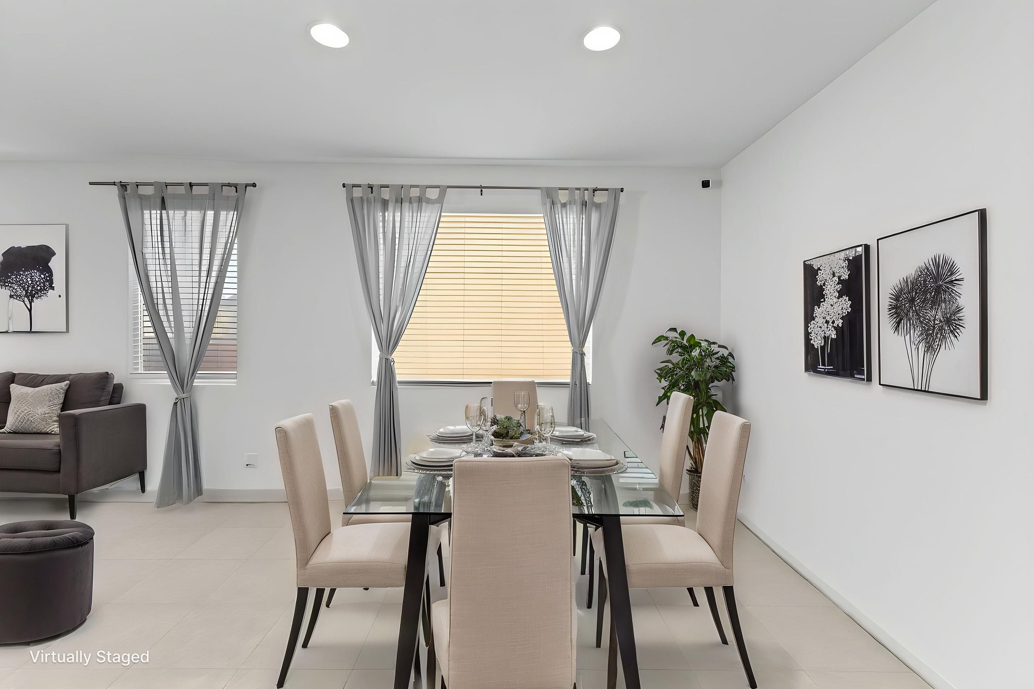 902A2129-furniture-removed virtually staged.jpeg