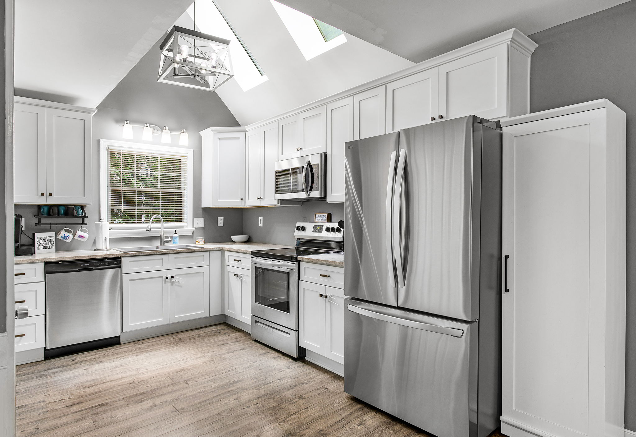 09-Kitchen