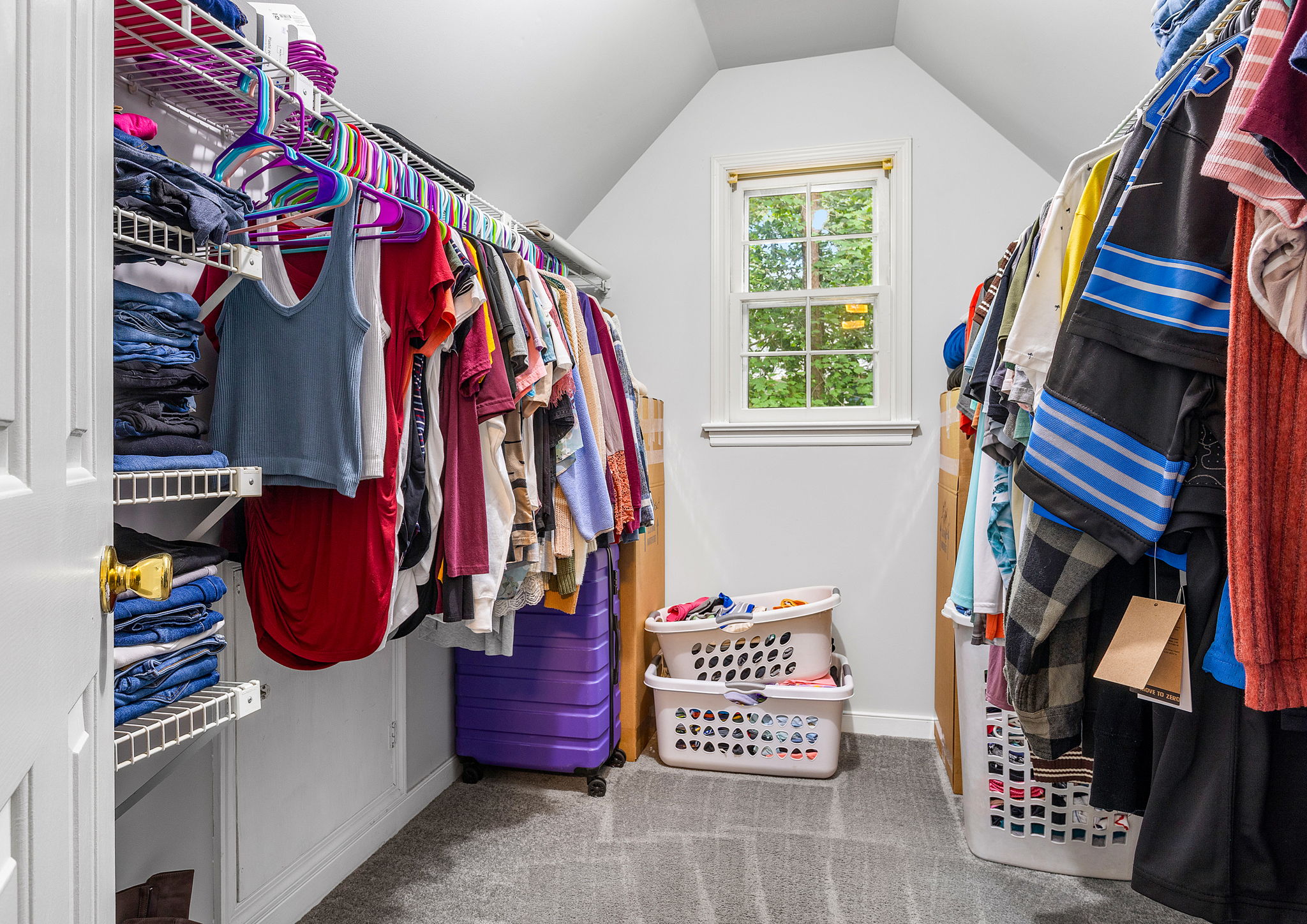 21-Primary Closet