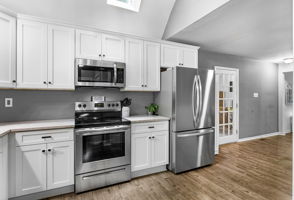 10-Kitchen
