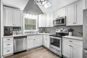 11-Kitchen