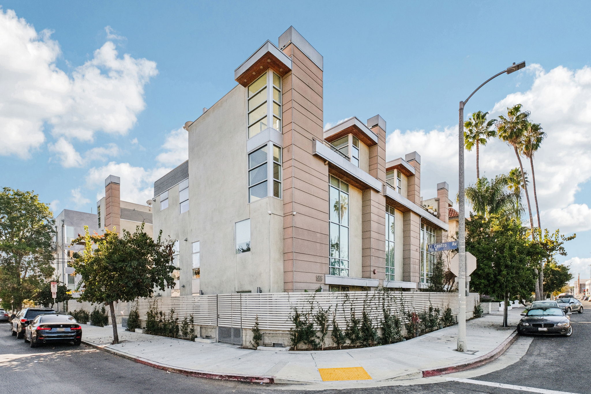 Waring Ave 3-S1111-002