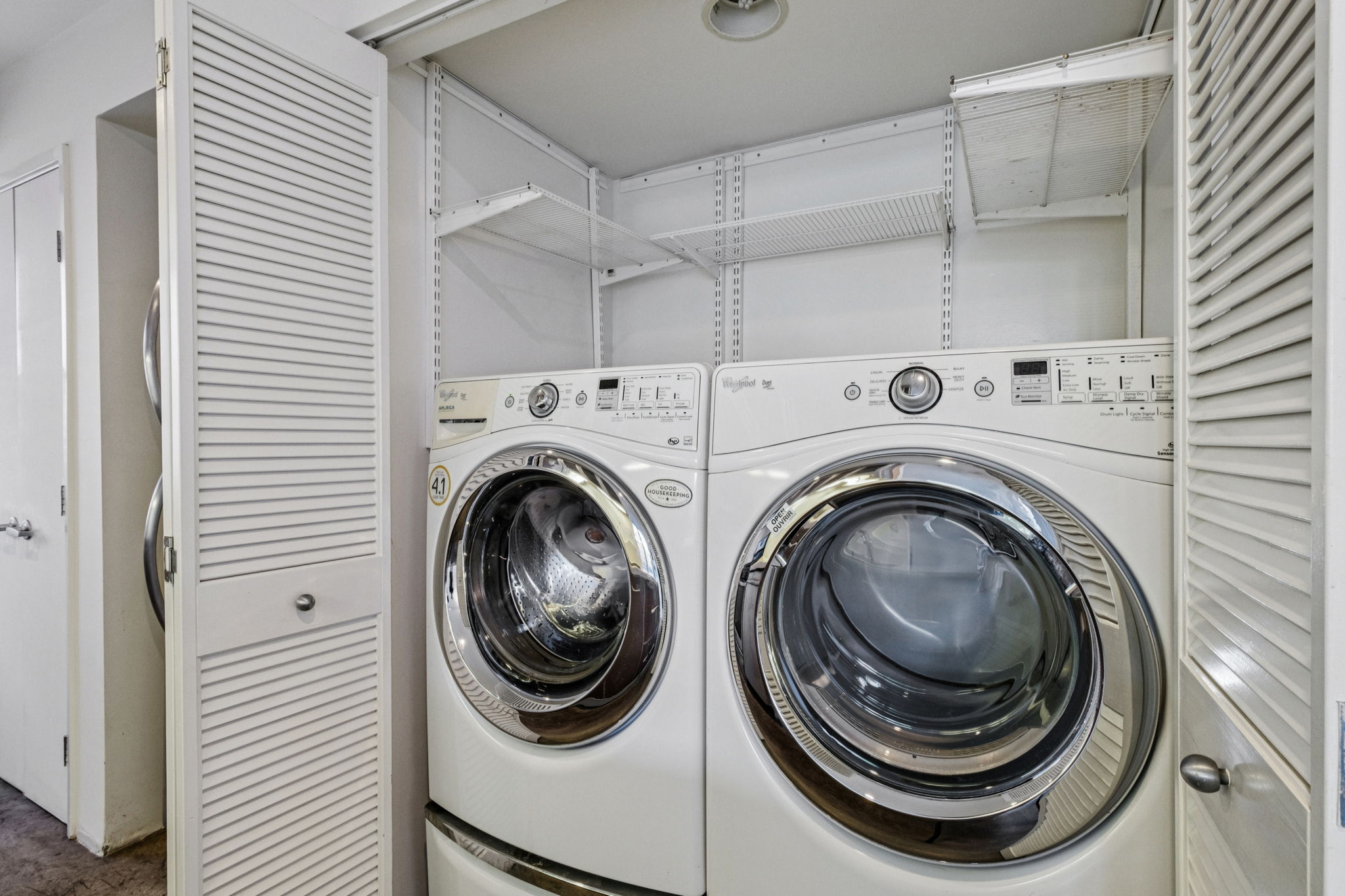 Waring Ave 3-S1111-018