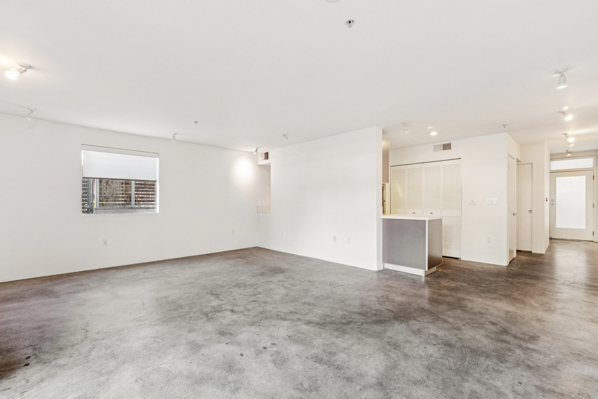 Waring Ave 3-S1111-008r.jpg