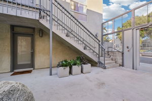 Waring Ave 3-S1111-004