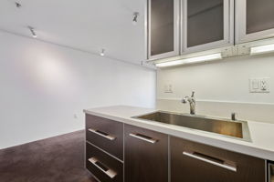 Waring Ave 3-S1111-014