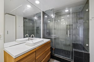 Waring Ave 3-S1111-023