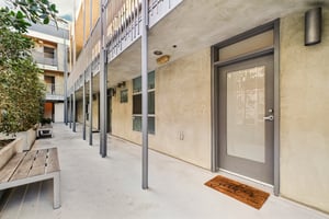 Waring Ave 3-S1111-003r.jpg