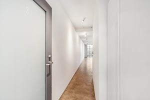 Waring Ave 3-S1111-005r.jpg