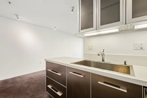 Waring Ave 3-S1111-014r.jpg