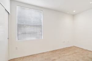 Waring Ave 3-S1111-019r.jpg