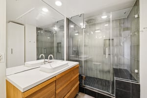 Waring Ave 3-S1111-023r.jpg