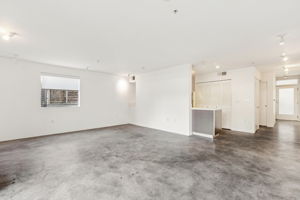 Waring Ave 3-S1111-008rr