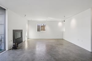 Waring Ave 3-S2611-009.jpg