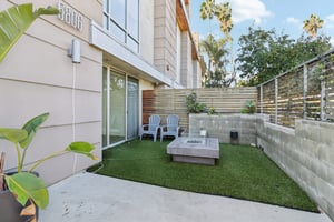 Waring Ave 3-S2611-023.jpg