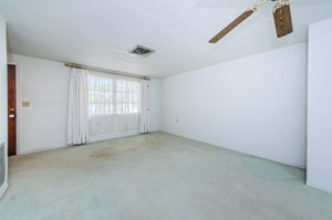 Family Room 4-2
