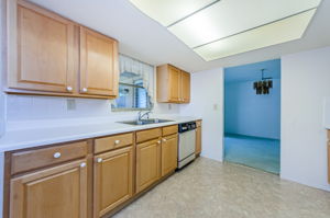 Kitchen 4-3