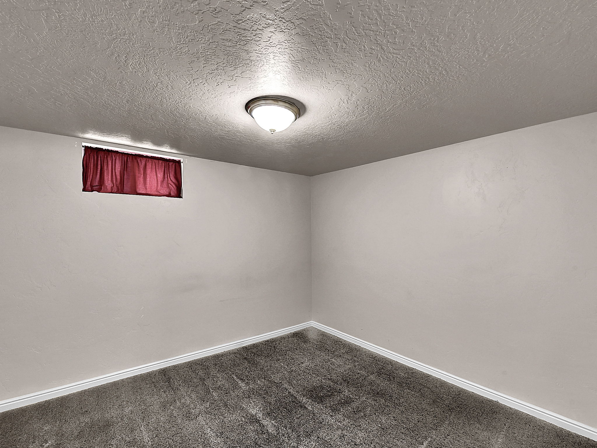  5808 S 2625 W, Roy, UT 84067, US Photo 16