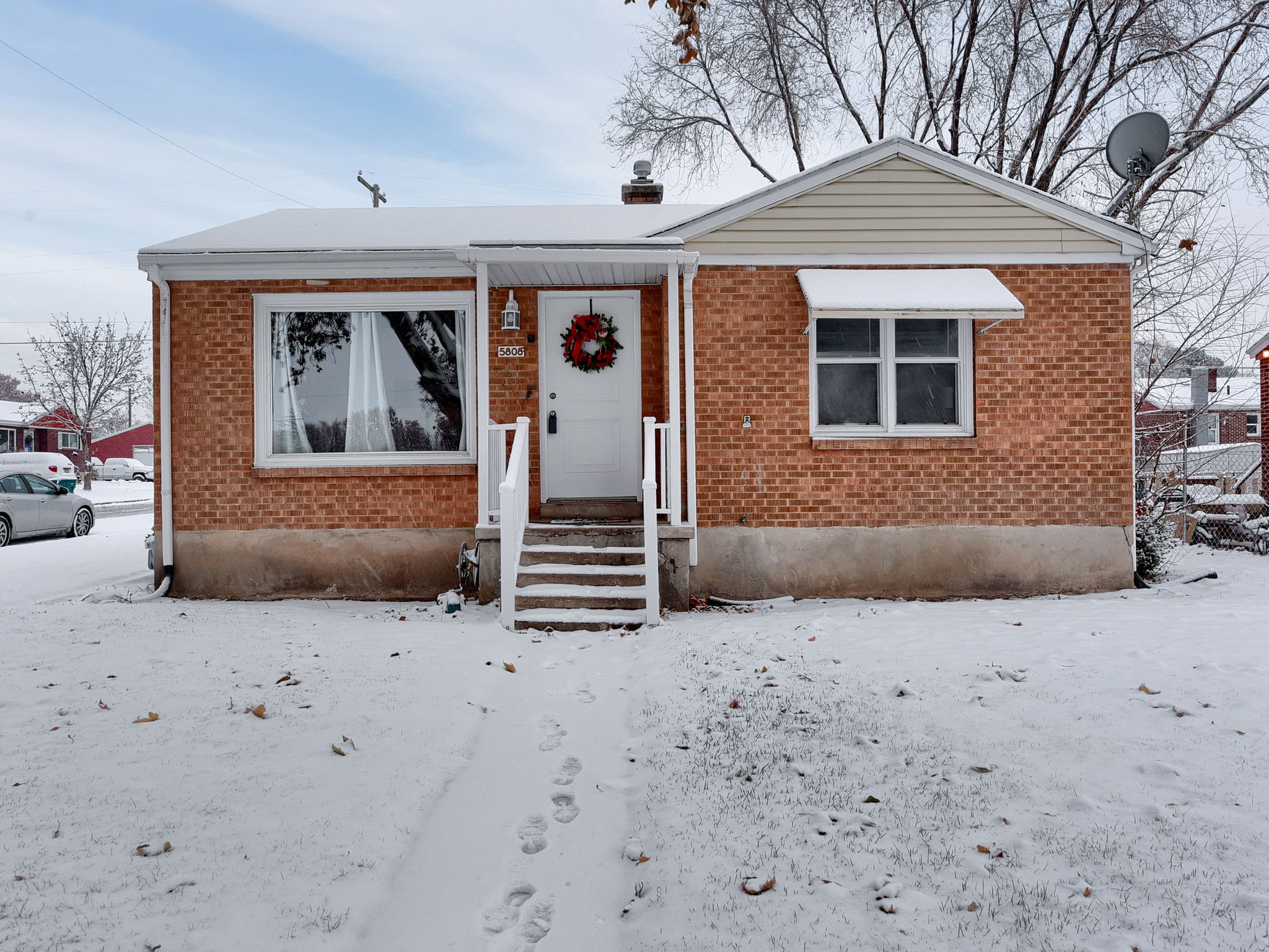  5808 S 2625 W, Roy, UT 84067, US