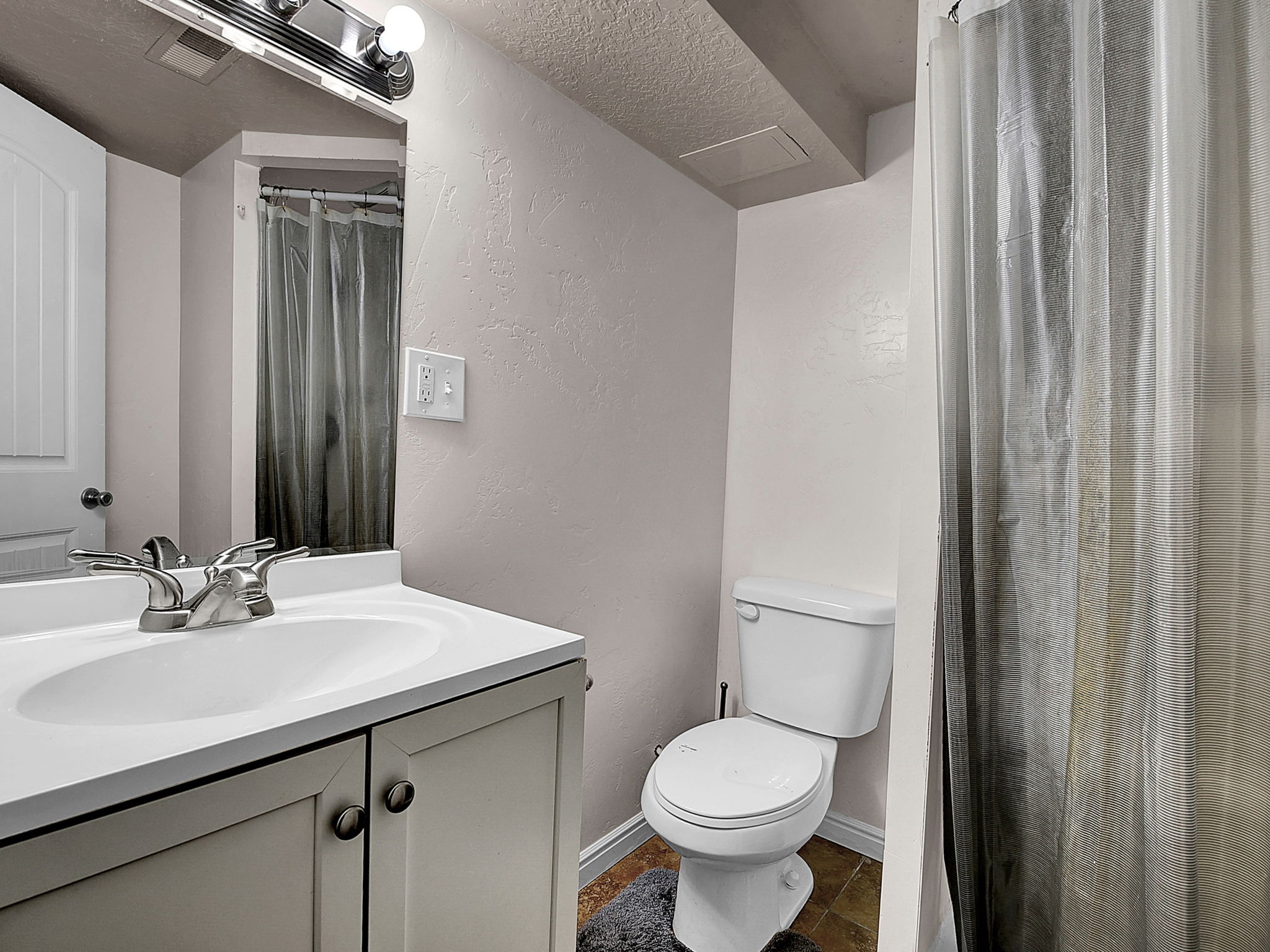  5808 S 2625 W, Roy, UT 84067, US Photo 17