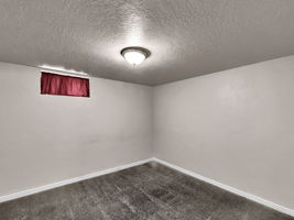  5808 S 2625 W, Roy, UT 84067, US Photo 15