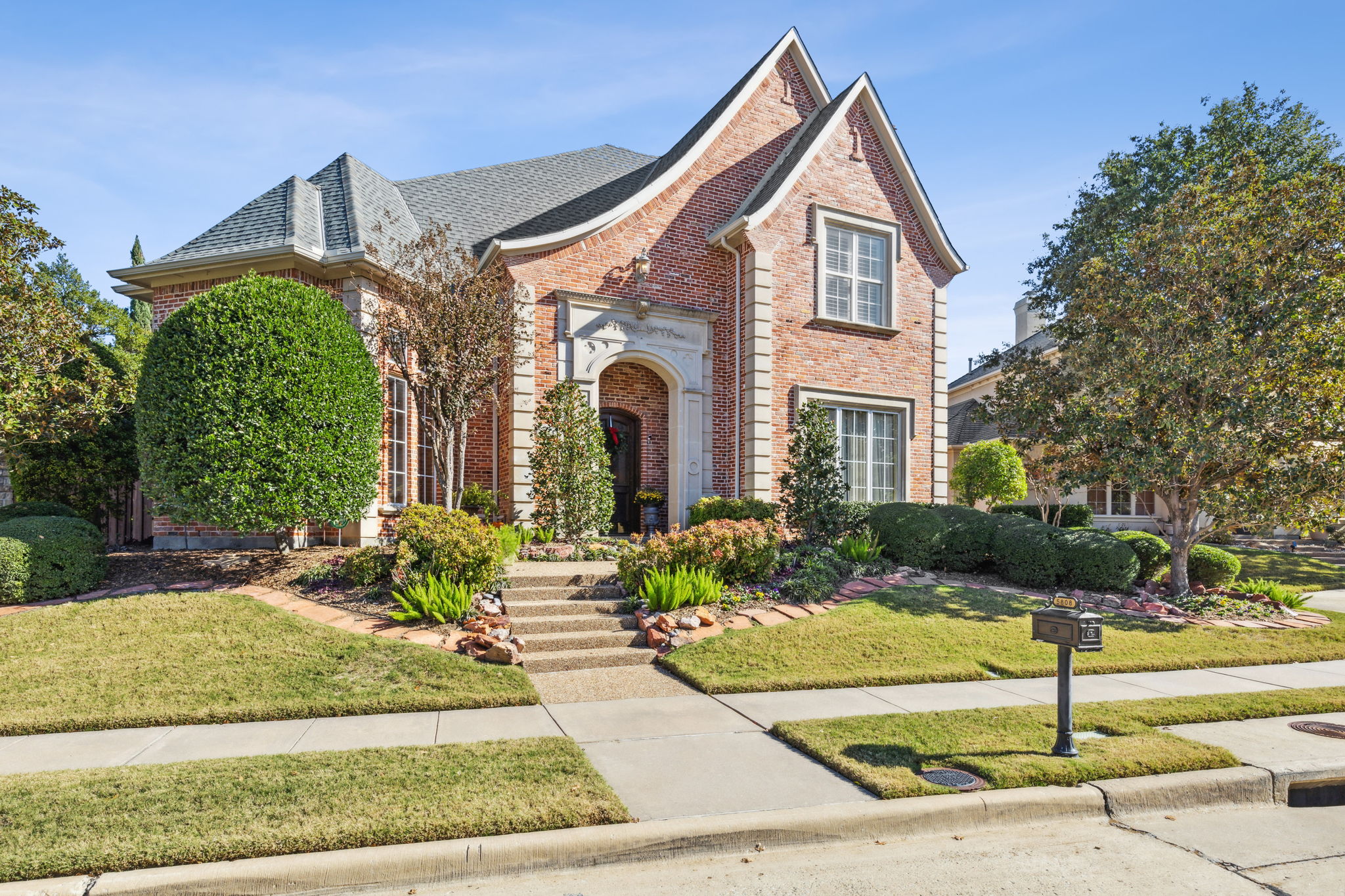 5808Spring_002