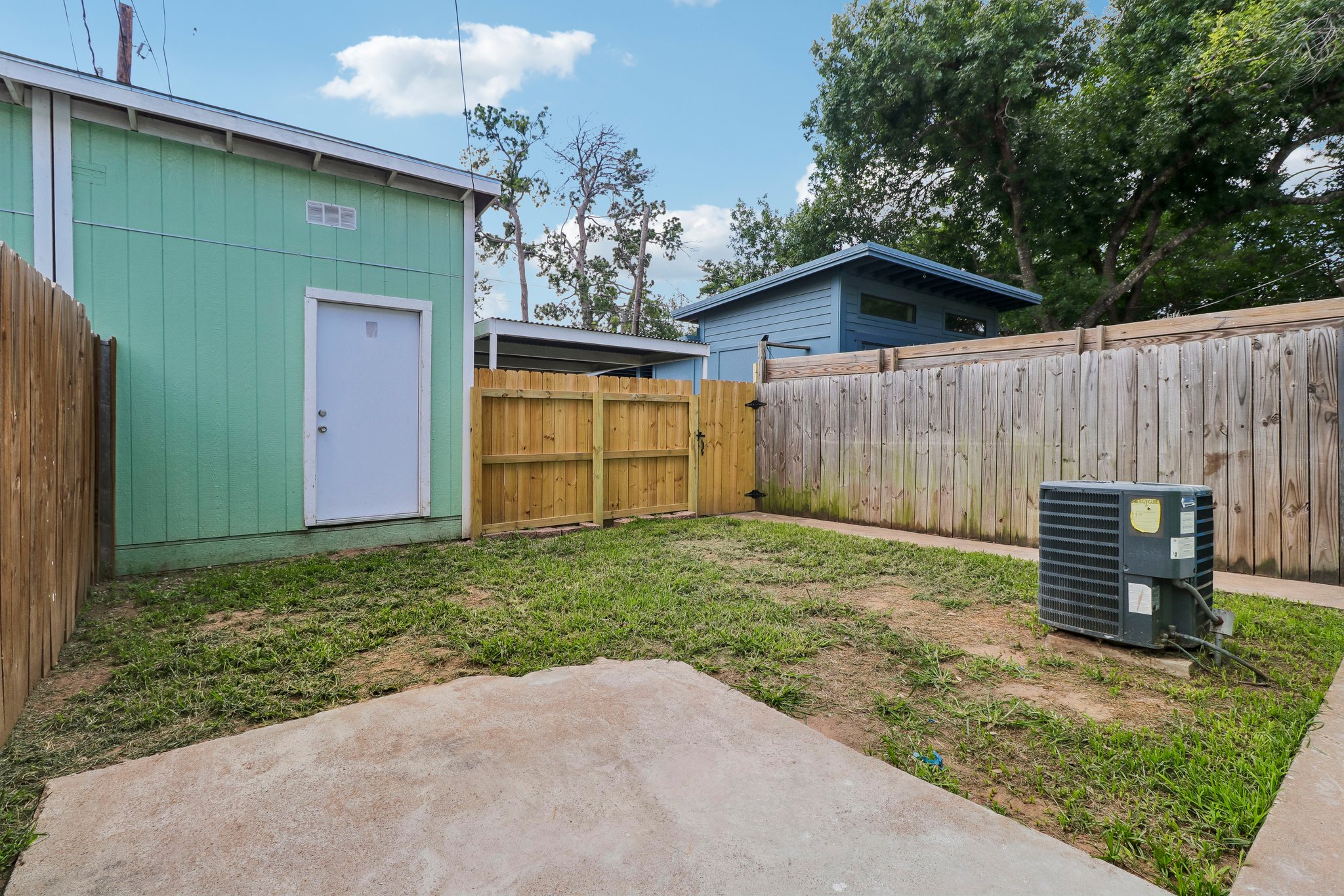 Coventry Ln-S0206-028.jpg