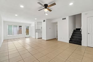 Coventry Ln-S0206-006.jpg