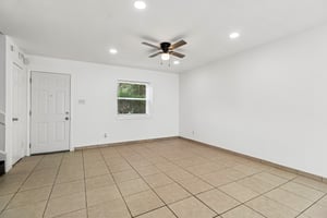 Coventry Ln-S0206-008.jpg