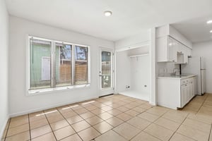 Coventry Ln-S0206-009.jpg