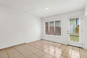 Coventry Ln-S0206-011.jpg