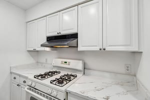 Coventry Ln-S0206-013.jpg