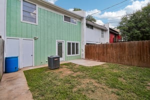 Coventry Ln-S0206-030.jpg