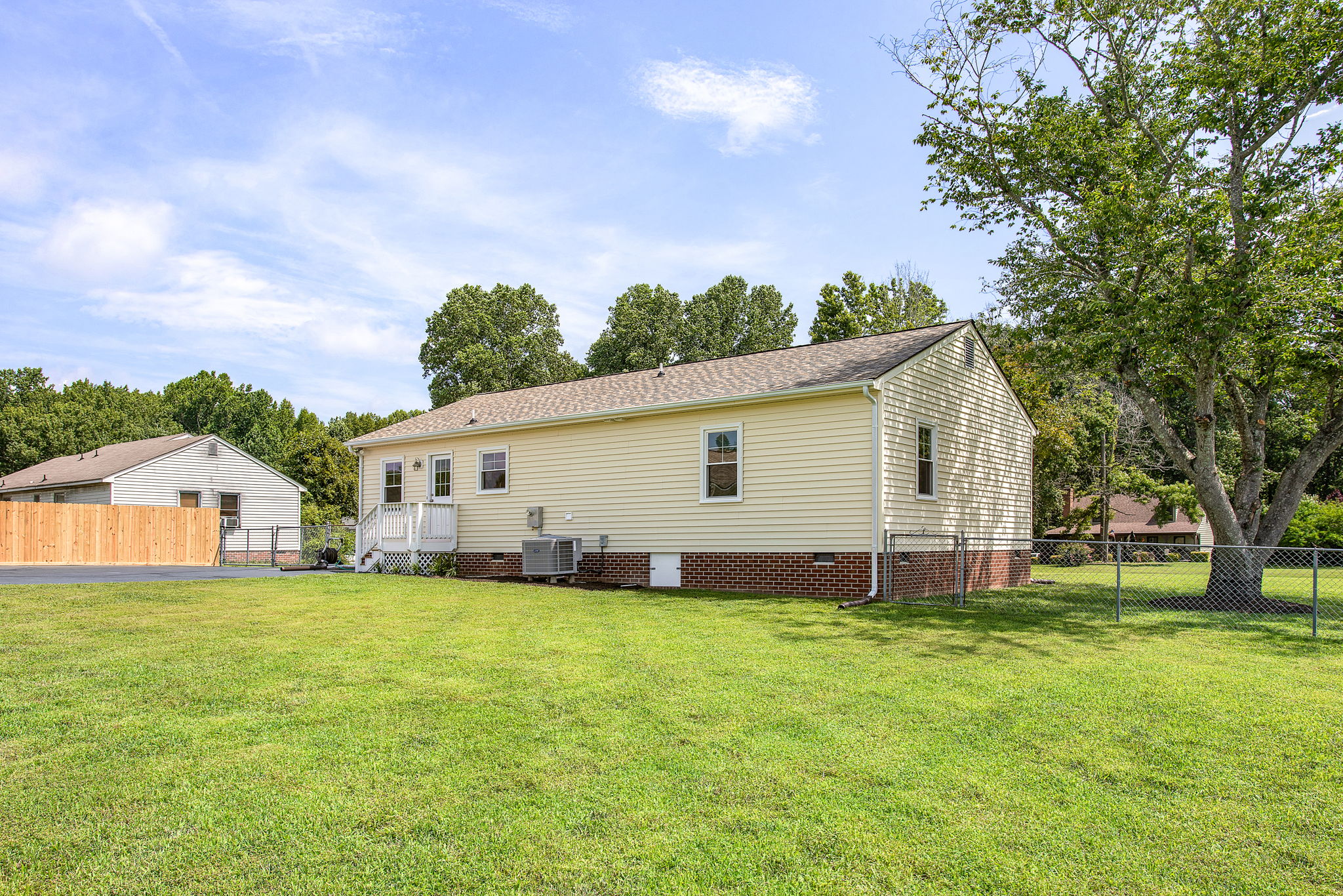 34-Exterior Back
