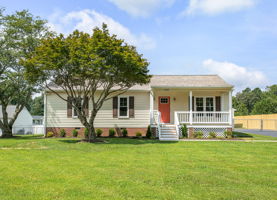 02-Exterior Front