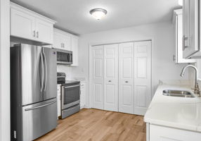 13-Kitchen