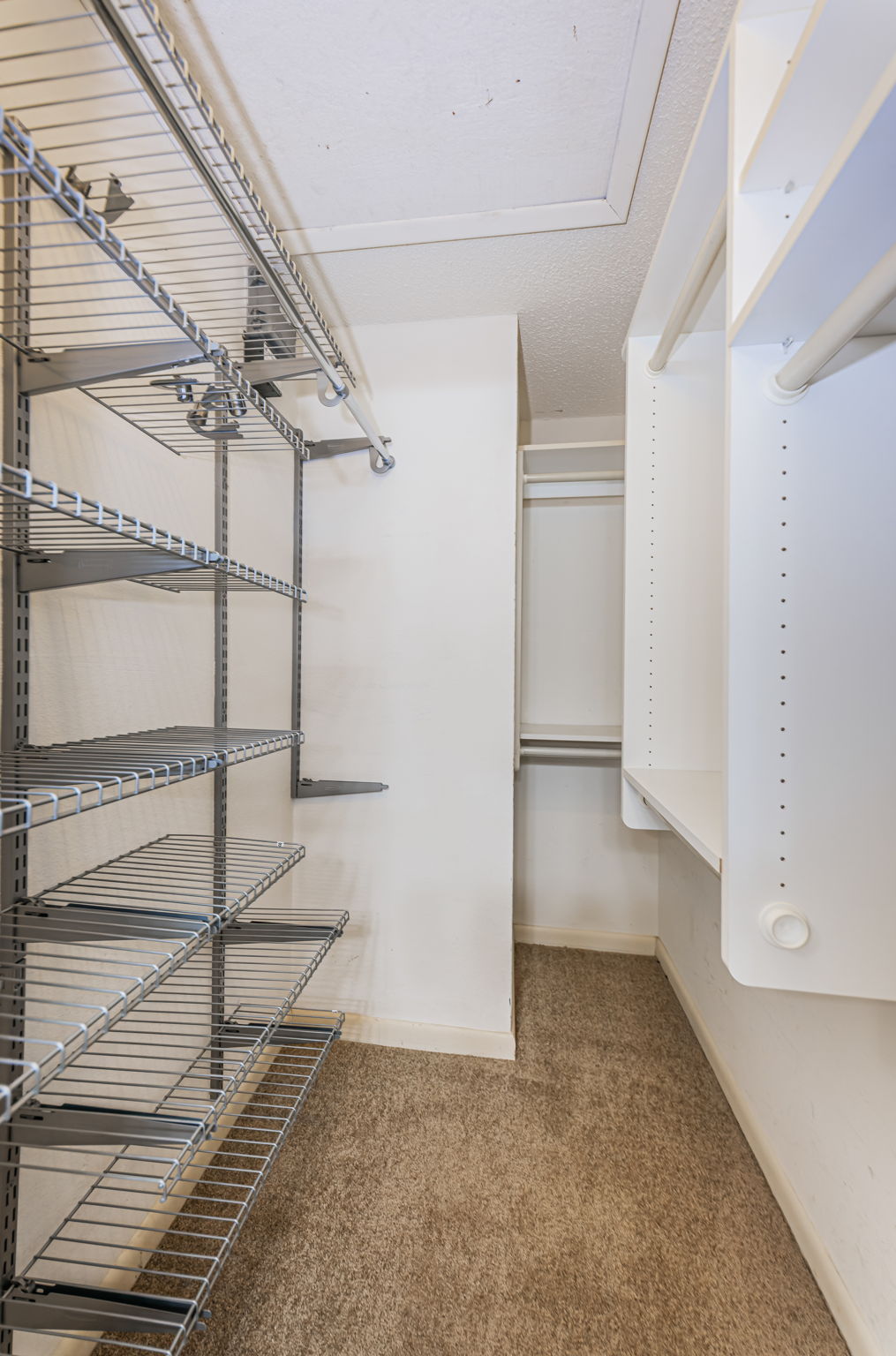 Master Bedroom Walk-in Closet-3