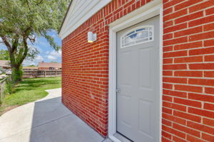  Photo 40