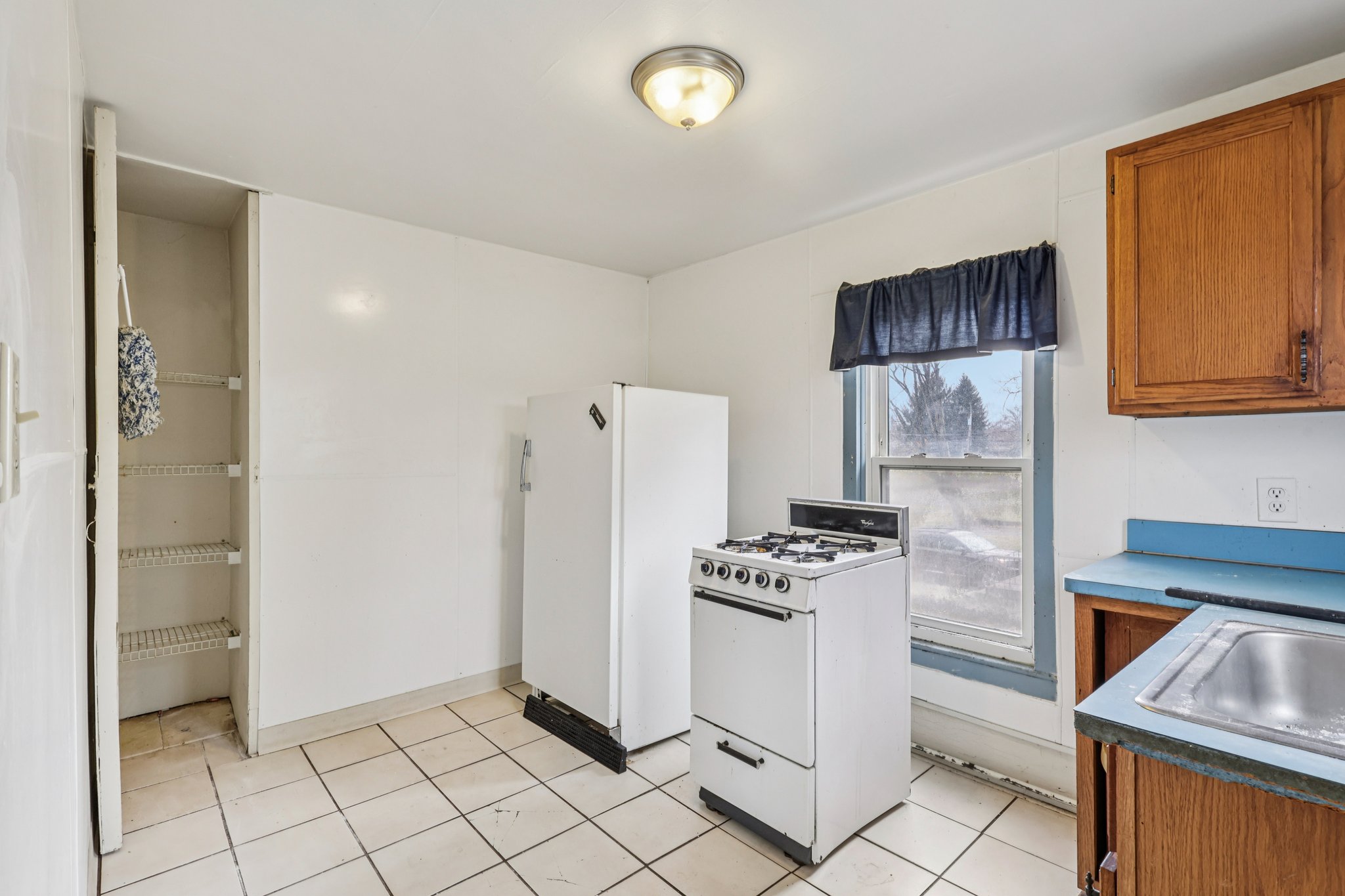 West Blvd-S0503-017.jpg