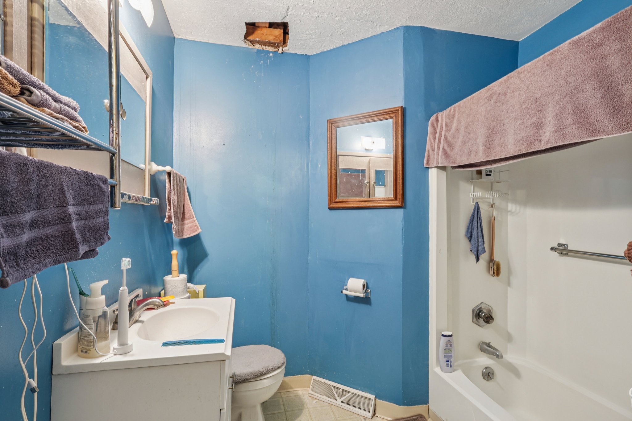 West Blvd-S0503-026.jpg