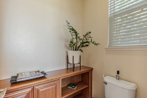 058_ 5812 Cajon Way
