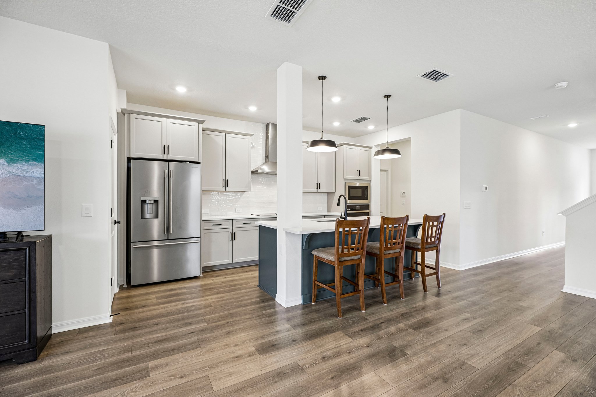Native Oak St-S1909-020.jpg